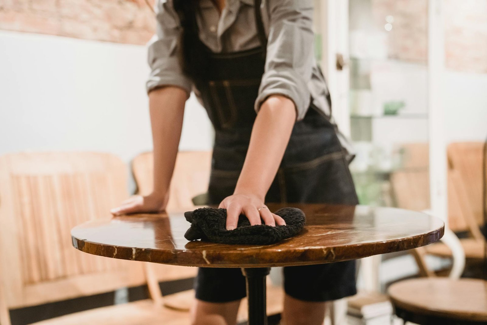 Restaurant cleaning